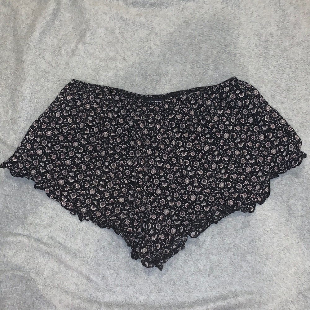 Brandy Melville floral shorts